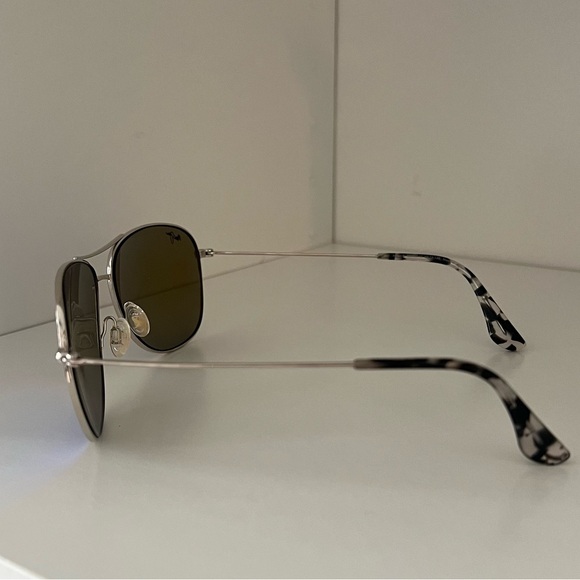 Maui Jim Aviator Sunglasses - Picture 3 of 3
